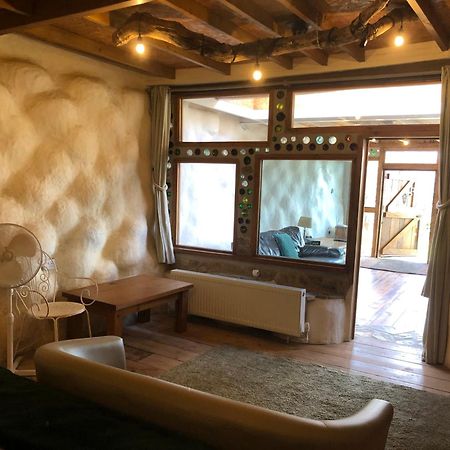 Rabbits 1Or 2 Bedroom Hobbit Style Hillset Earthen Dartmoor Eco Home South Brent Exteriér fotografie